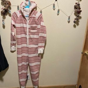 Abercrombie & Fitch Red and White Patterned Onesie